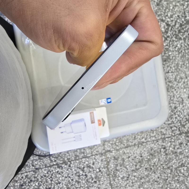 U+ ����3 (A156) 128G ȭ��Ʈ ����� �˴ϴ�