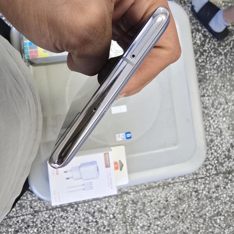 SK S10 5G(G977) 256G ũ���ǹ� ����� �˴ϴ�