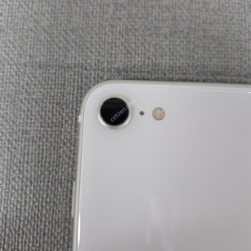[�ܻ�, ��ȭ, �� ����] ������ SE2 128G �Ǹ��մϴ�