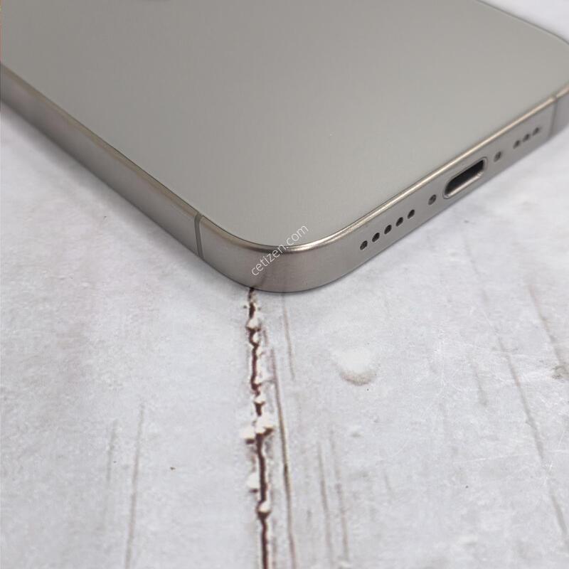 15���� 256GB
