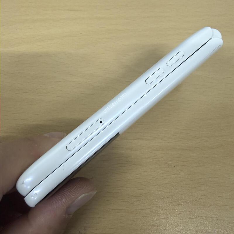 ��Ÿ������2 ȭ��Ʈ A�� 32GB