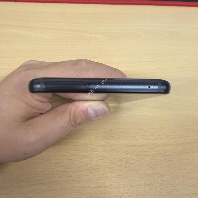 LG Q9 ���� 64GB