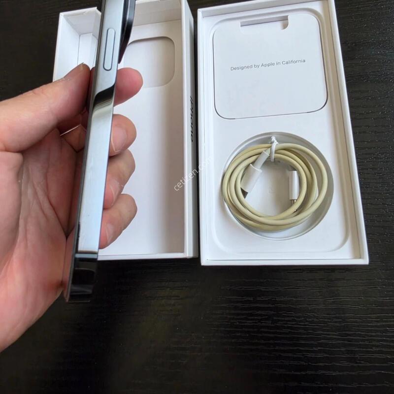������ 14���� 256GB �����̽� ����