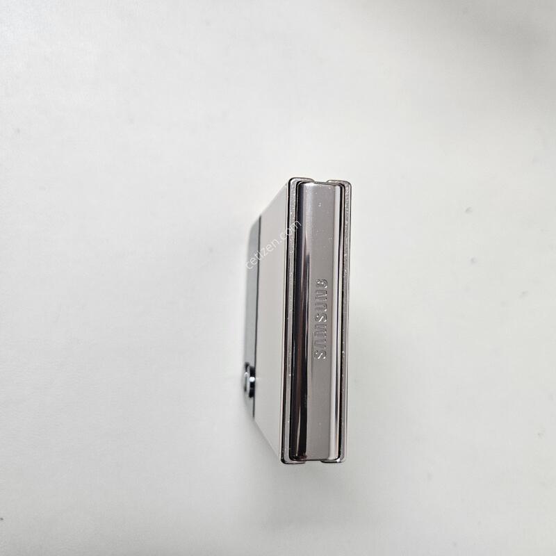 ������Z�ø�4 256G ��� (�ܻ����)