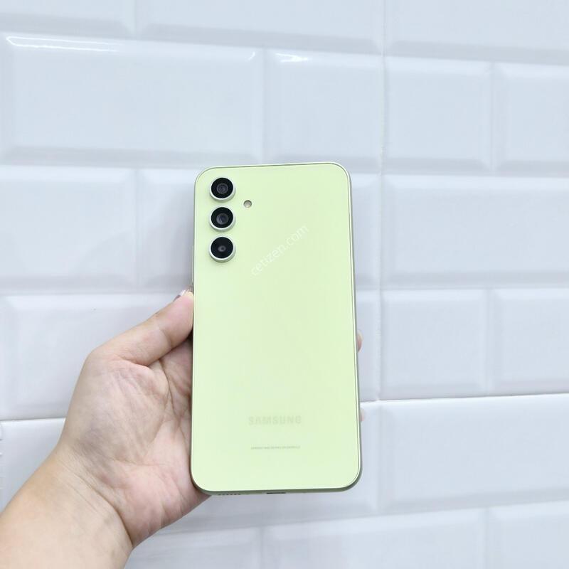 ����������4 ���� 128GB