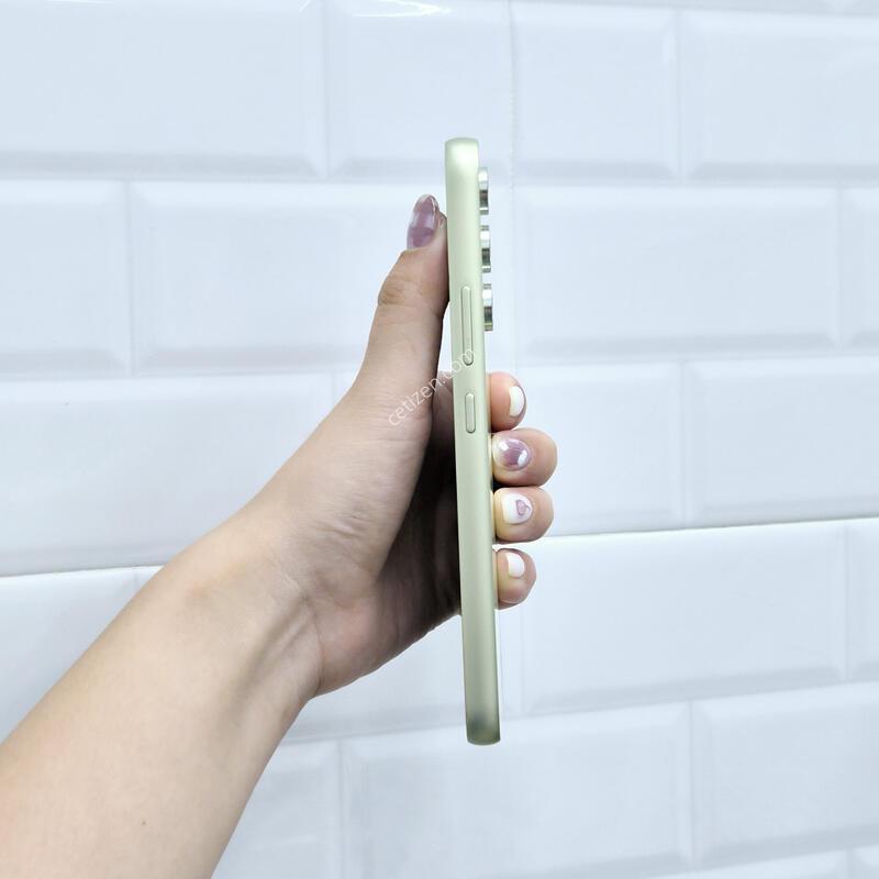 ����������4 ���� 128GB