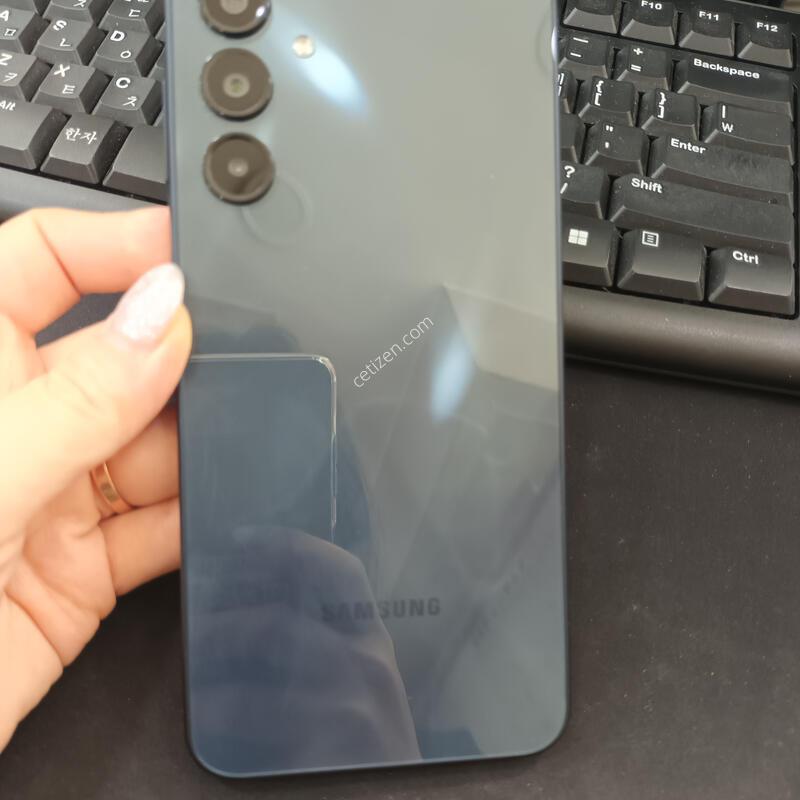������ ����4/ ���� �ǻ���Ѵ�