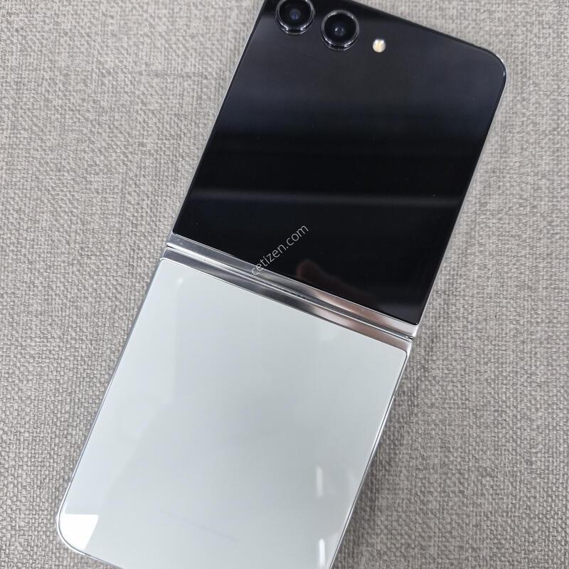 Z �ø�5  256G  �Ǹ��մϴ�