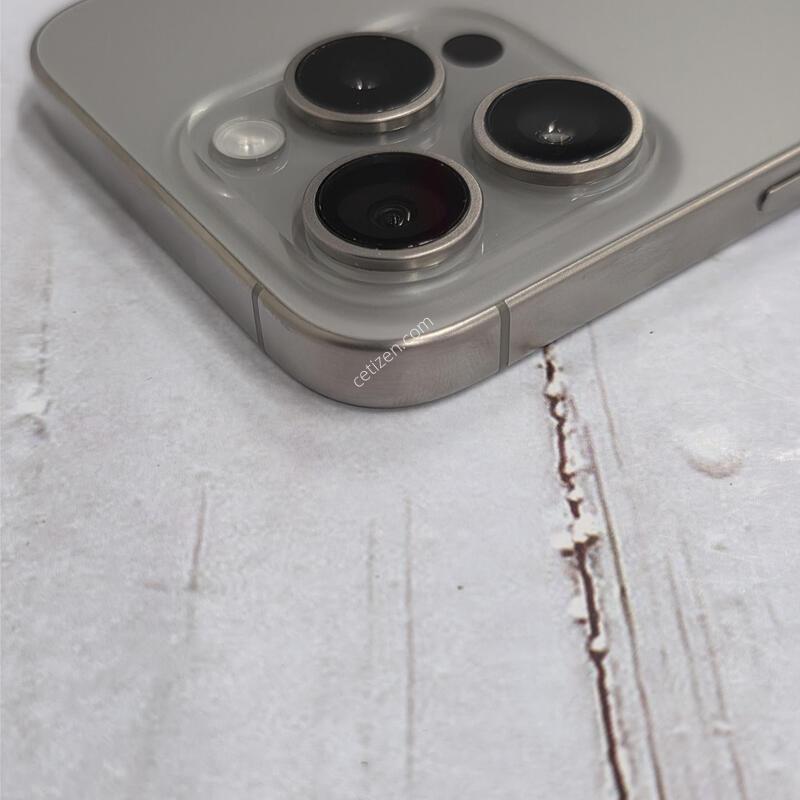15���� 256GB