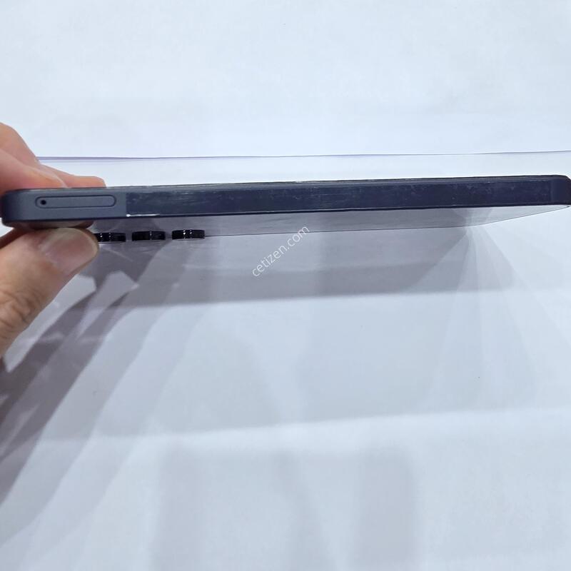 �Ｚ ������ A15 128G ���� �ʸ� ���̽�