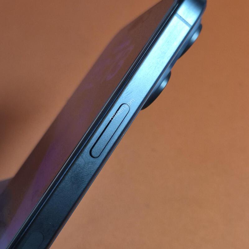 ������15PRO.MAX256GB ī�޶���