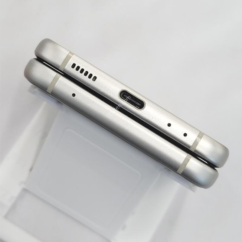 ������Z�ø�3 256G ���ܻ� ũ�� 63082