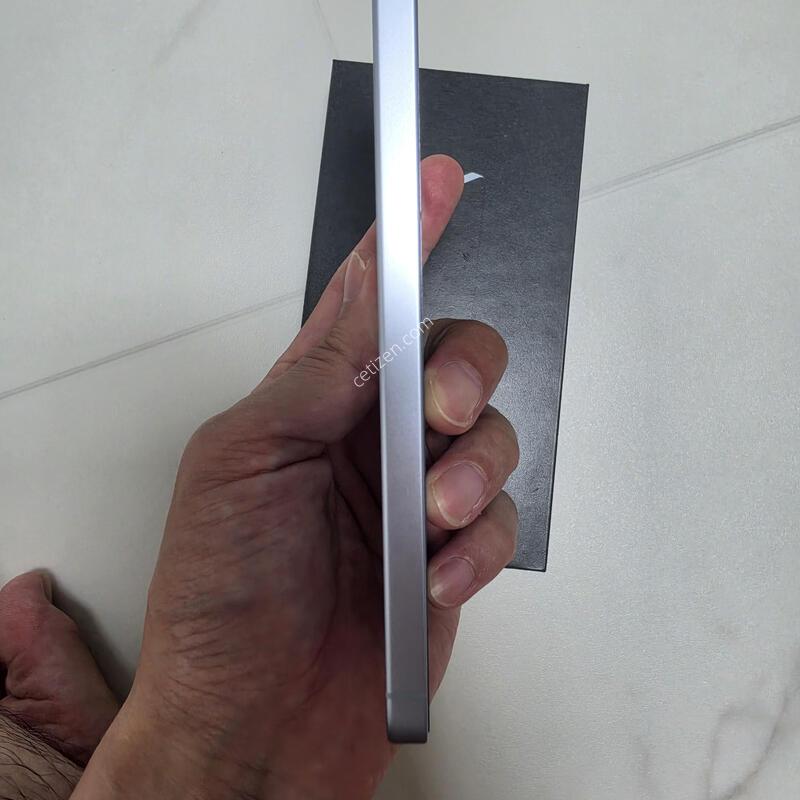 ������S25 �÷��� ���̽����� 256GB �˴ϴ� (������ �絵����)