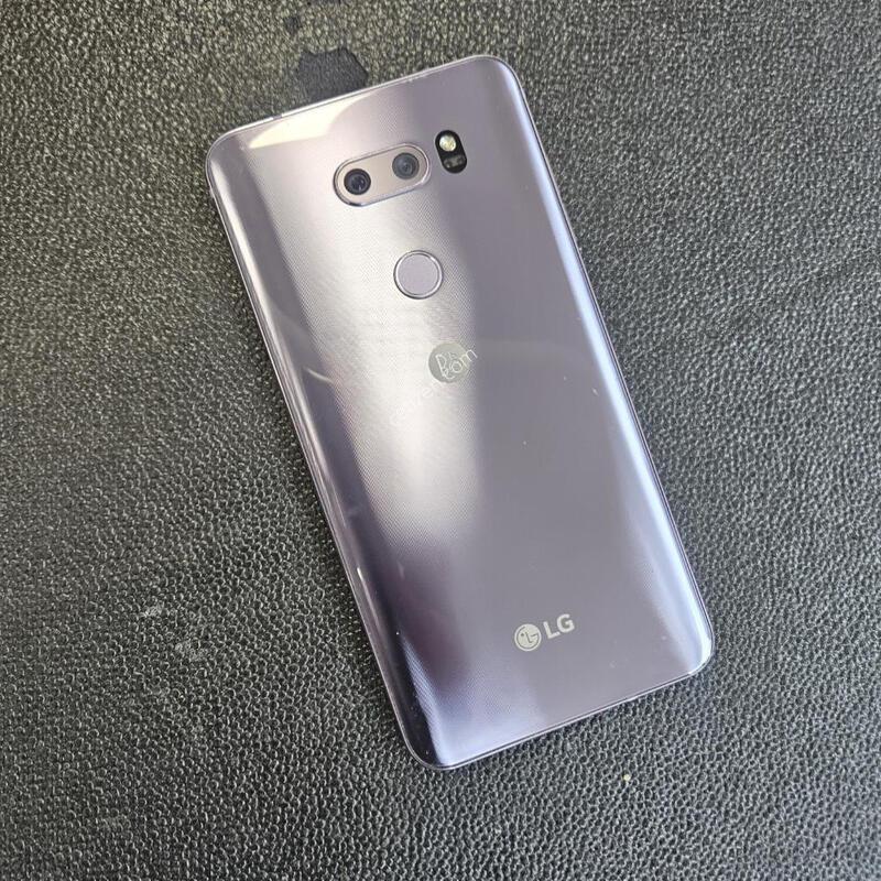 ������ ����V30S �������� �ܸ��� �߰���