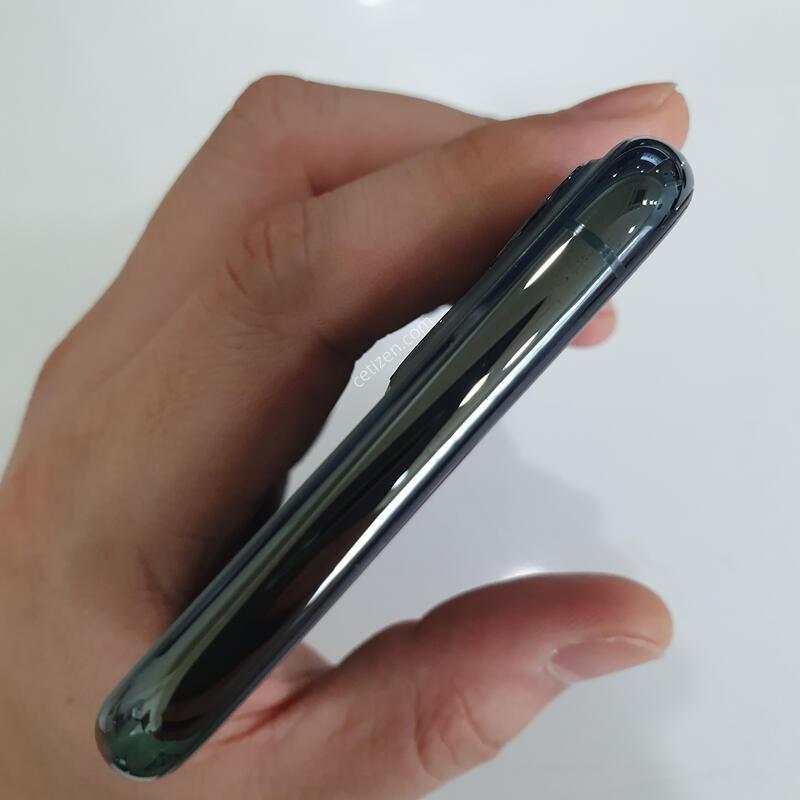 ������11����64G ���ܻ� ���±� �߰��� �����