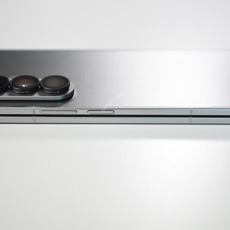 ������ ����7 256gb �ǹ������� �Ǹ��մϴ�.
