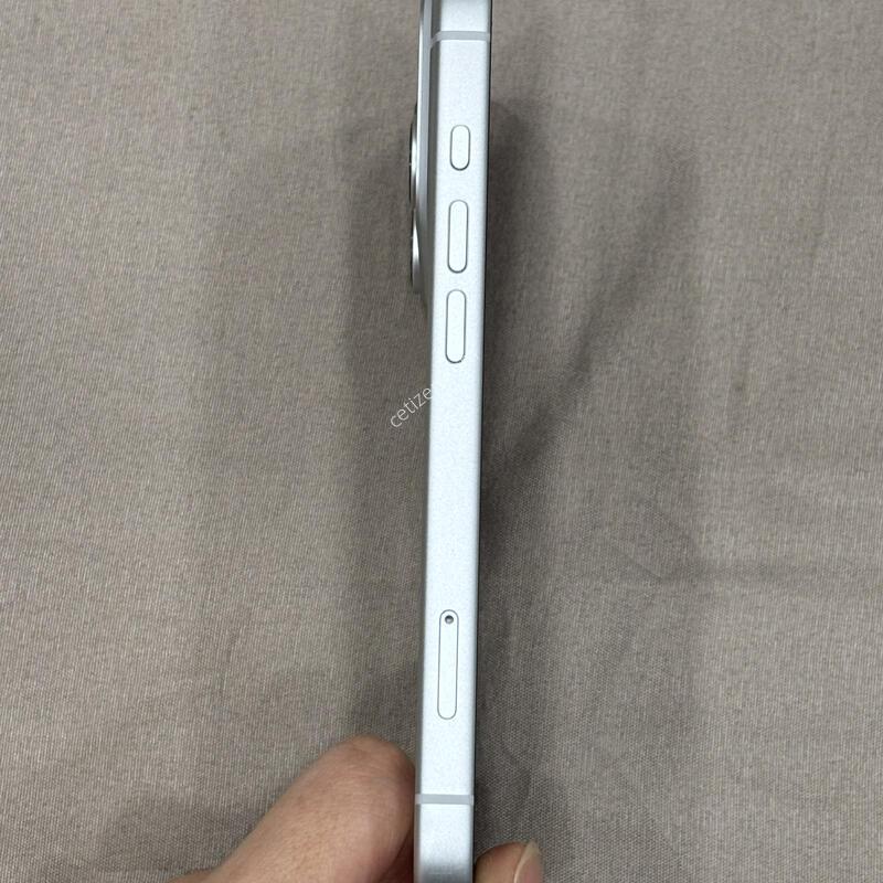 ������ 17 PRO 256G �ǹ�����