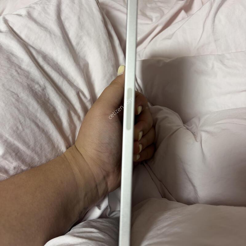 �����е� �̴� A17 Pro (128G, wifi)