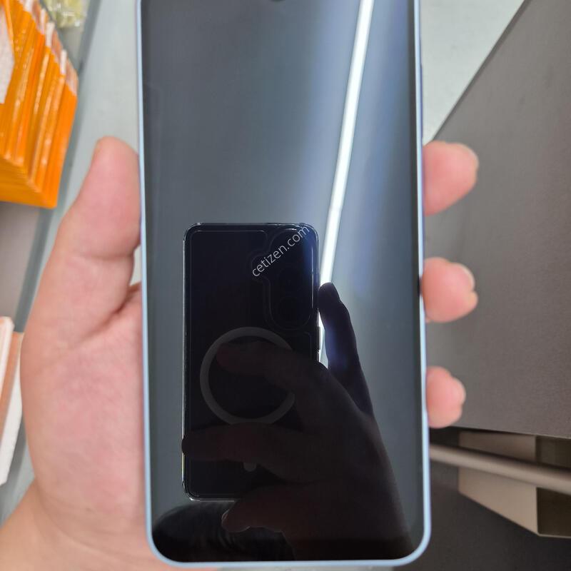 ������ A17 ���̽����� 128G(�ܰ�S��/������/�ʸ�/���̽�)