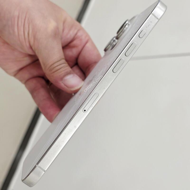 ������ 15 ���θƽ� ȭ��Ʈ 256GB ������Ǹ�