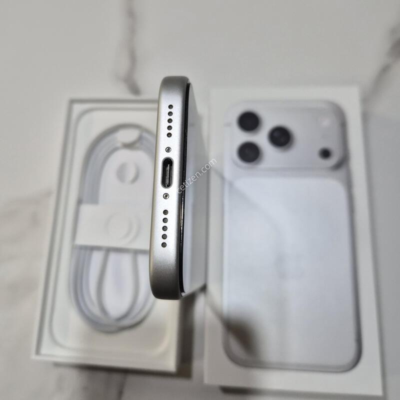 ������17���� 256 ȭ��Ʈ