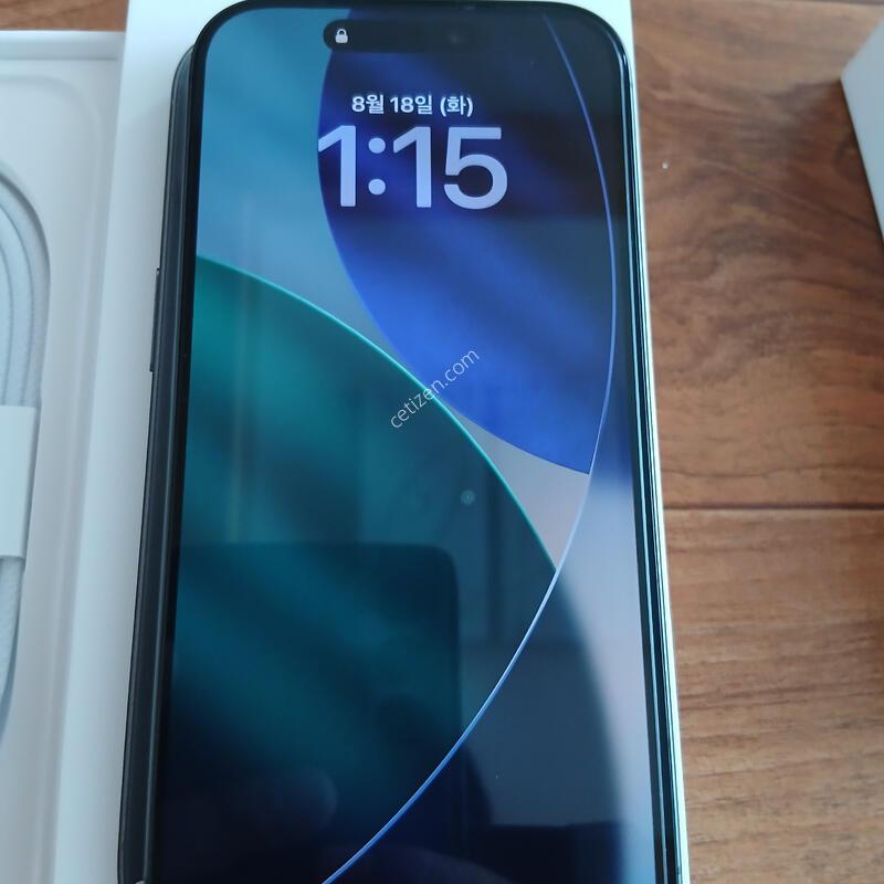 ������17 256gb ����ǰ�� �Ǹ��մϴ�.
