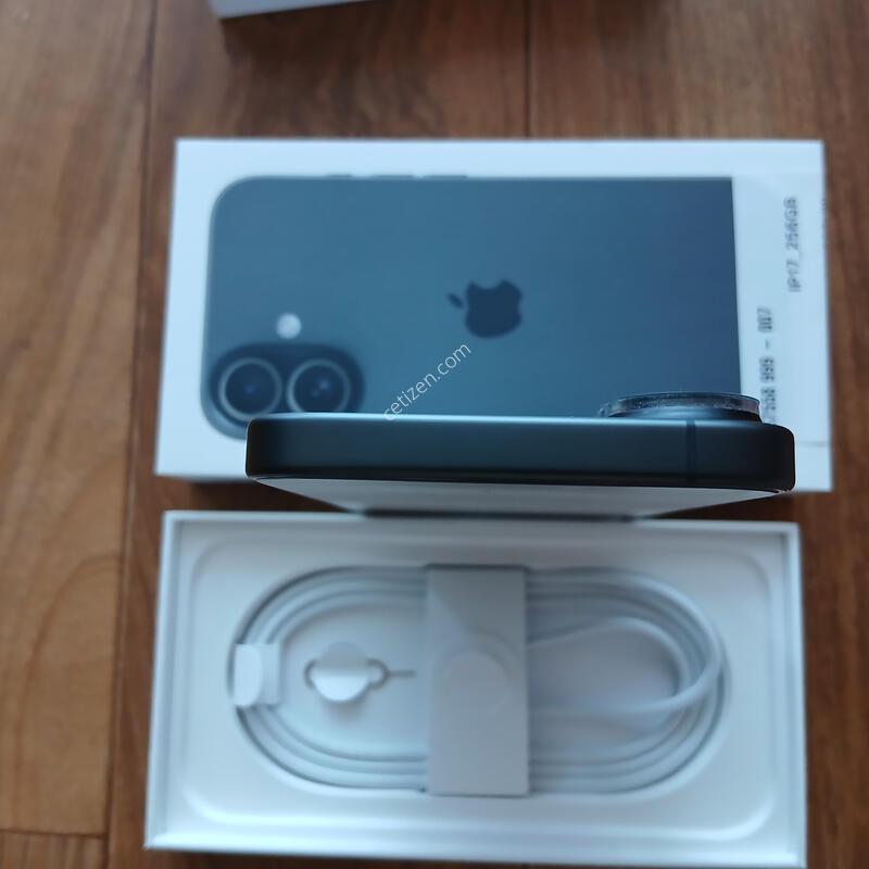 ������17 256gb ����ǰ�� �Ǹ��մϴ�.