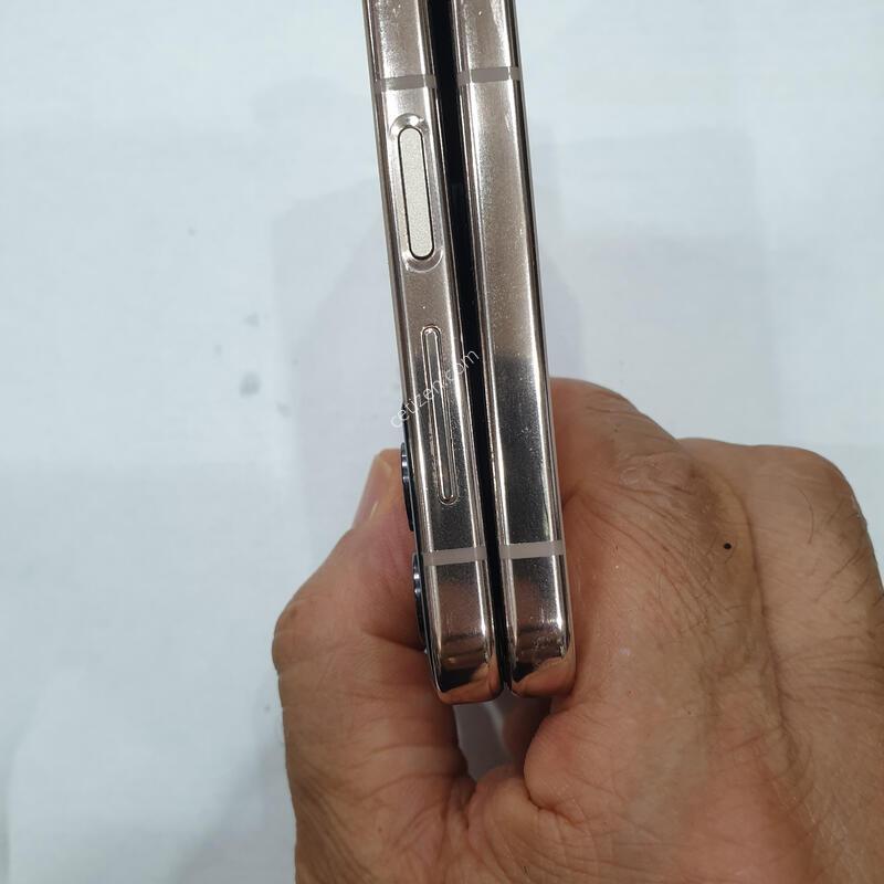 �ø�4 256GB ��ũ���