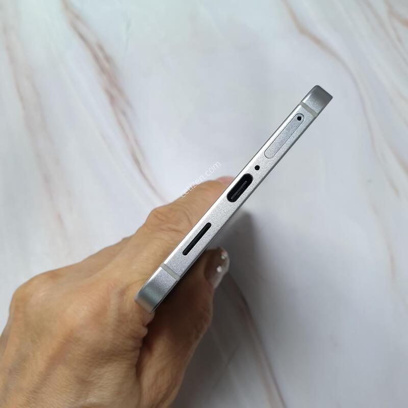 KT ������ S25���� ���� 256G A�� �Ǹ��մϴ�