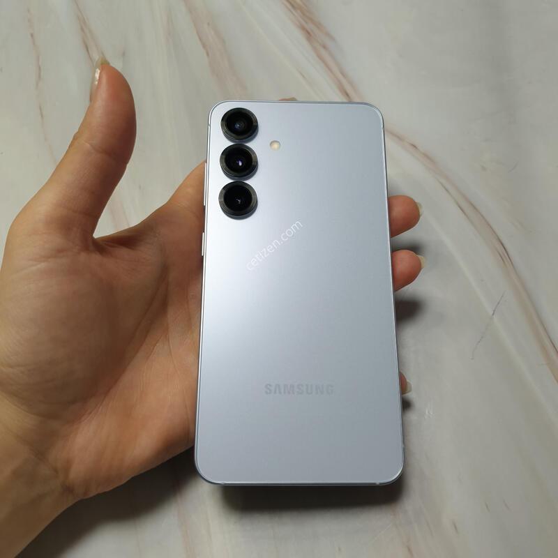 LG ������ S25 5G ���� 256G S�� �Ǹ��մϴ�