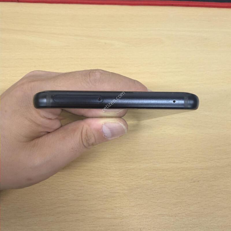 LG Q9 ���� 64GB