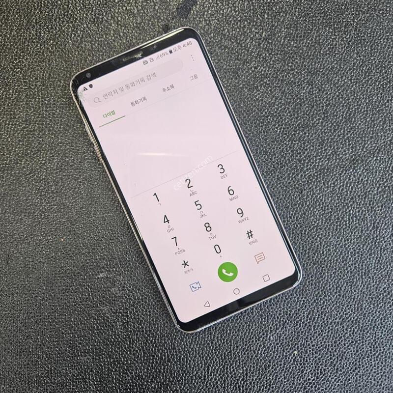 ������ ����V30S �������� �ܸ��� �߰���