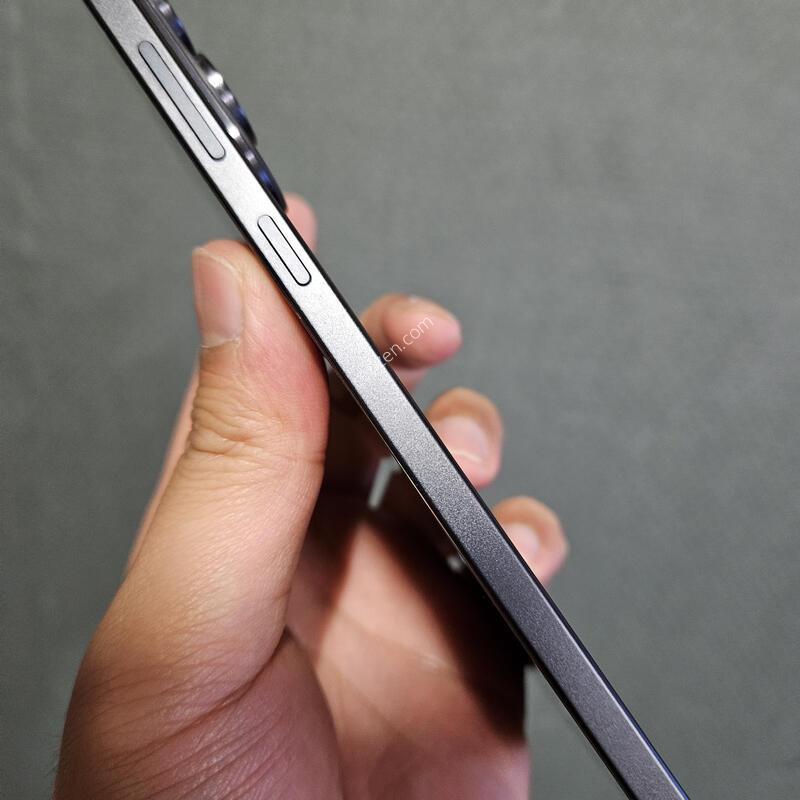 ������ S25���� 512GB ���� �ΰ��˴ϴ�