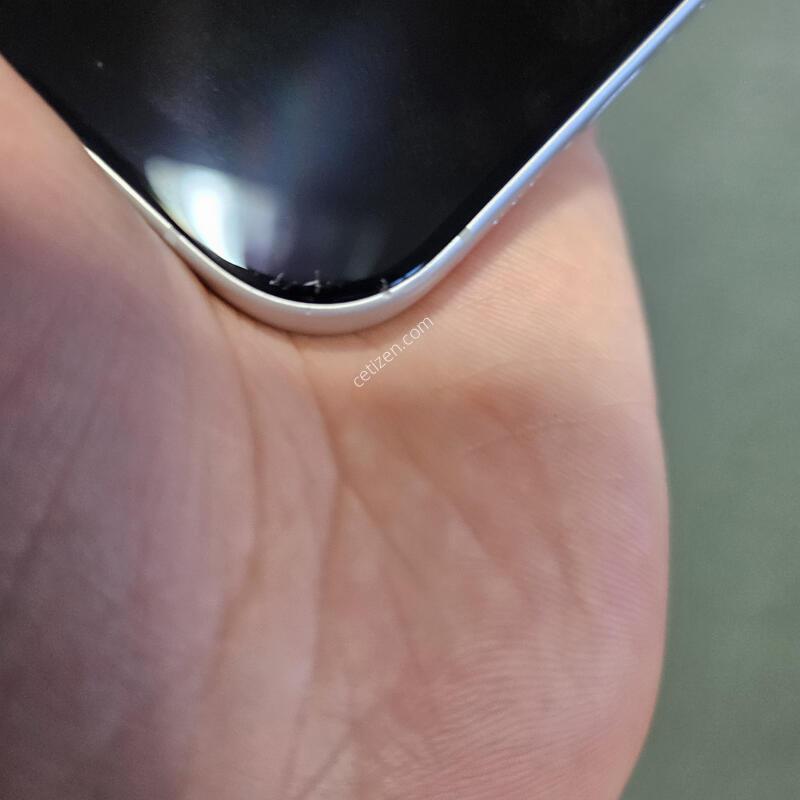 ������ 17 256GB ȭ��Ʈ ���͸����� 100%