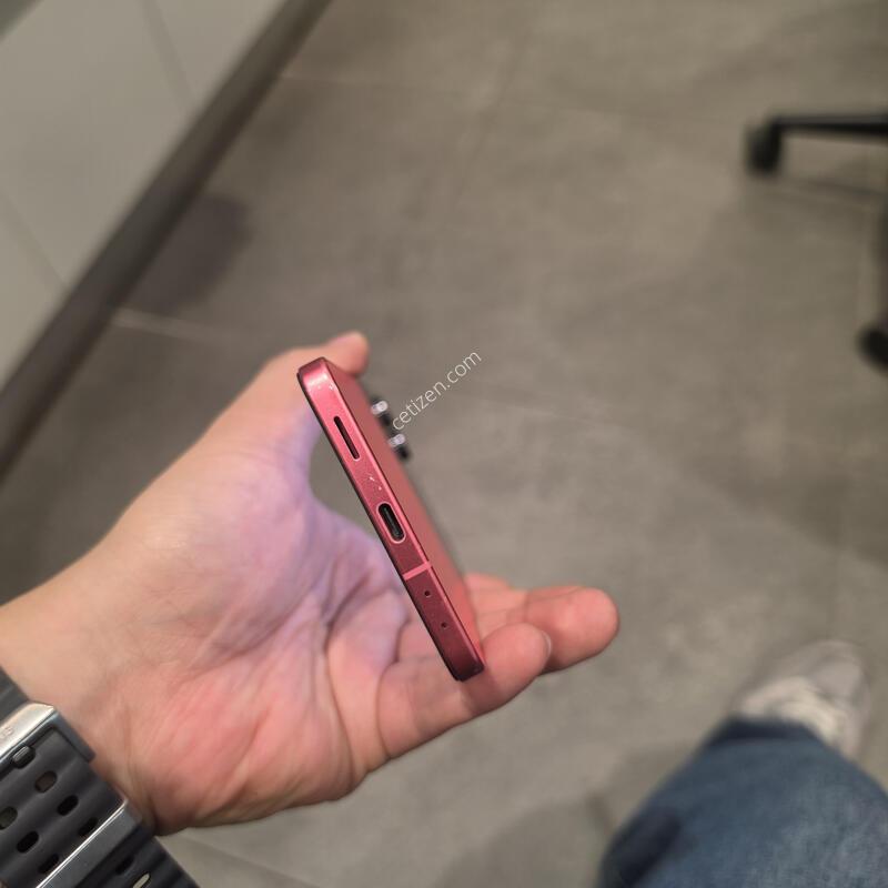 �ø�7 512GB �Ǹ�