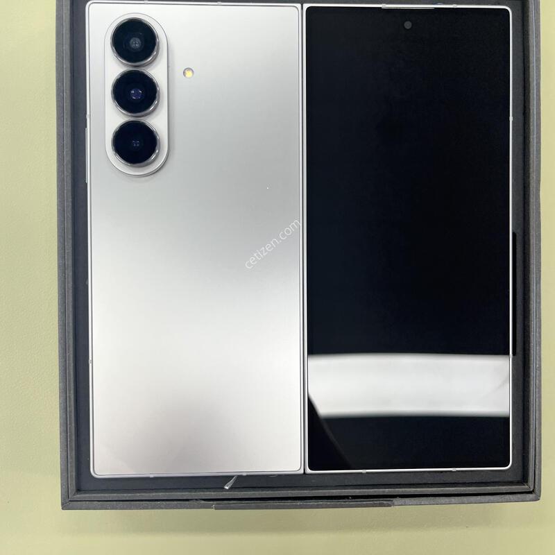 ����������7 512GB