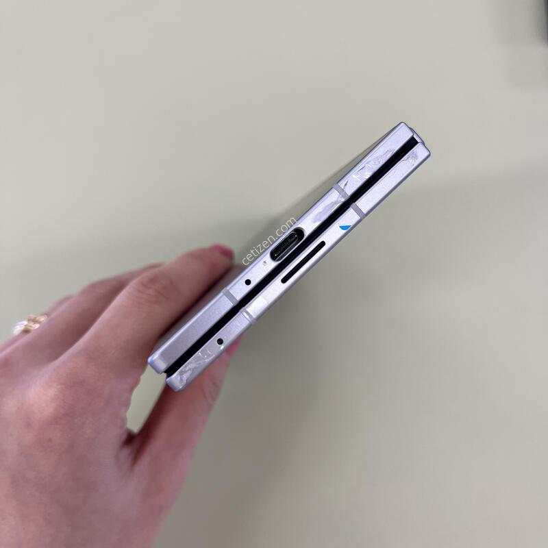 ����������7 512GB