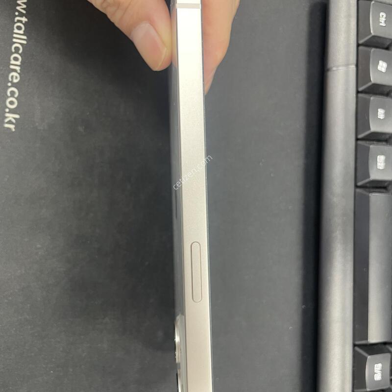 ������13 128GB  ���͸�ȿ��100% ��ü ���� SSSS�� �˴ϴ�.