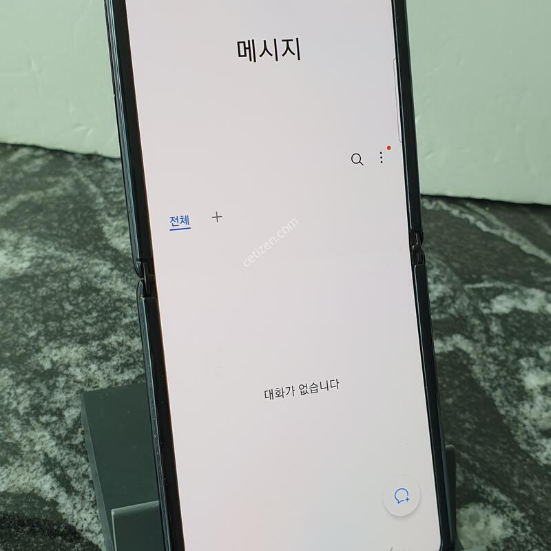 SK ������Z�ø� (F700N) ���� 256�Ⱑ (0386967)