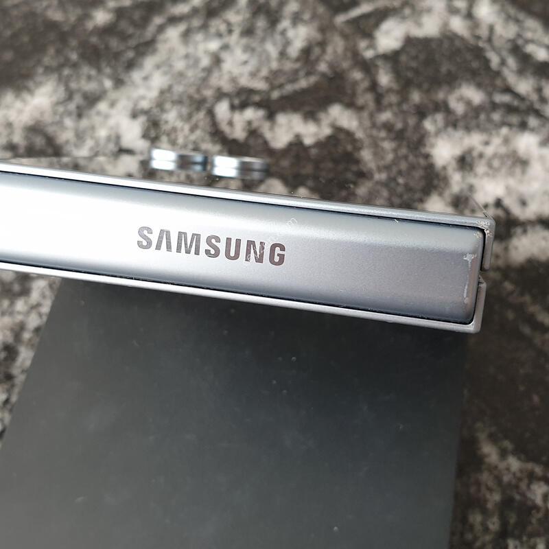 LG ������Z�ø�6 (F741N) ���� 256�Ⱑ (0135049)