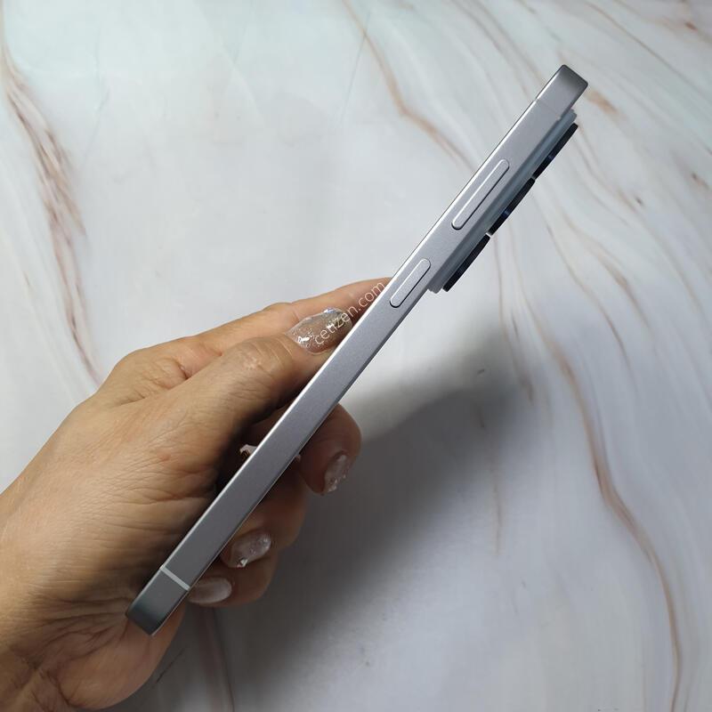 SK ������ S26��Ʈ�� ȭ��Ʈ 256G S�� �Ǹ��մϴ�