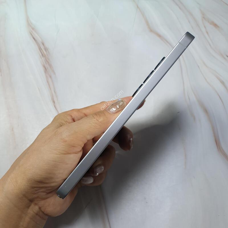 SK ������ S26��Ʈ�� ȭ��Ʈ 256G S�� �Ǹ��մϴ�