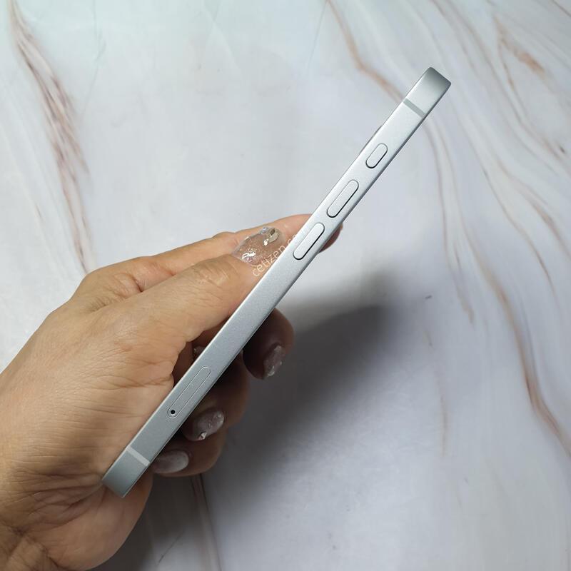 ������16e ȭ��Ʈ 128G S�� �Ǹ��մϴ�-���͸�99%