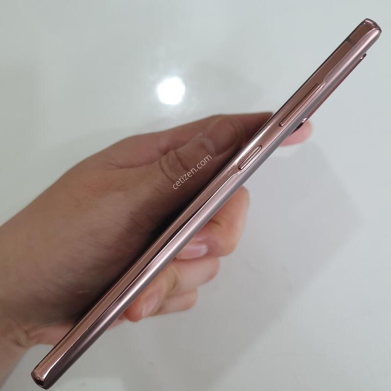 �����ó�Ʈ20 256G ���ܻ� �������⽺ ���±� �߰��� �����