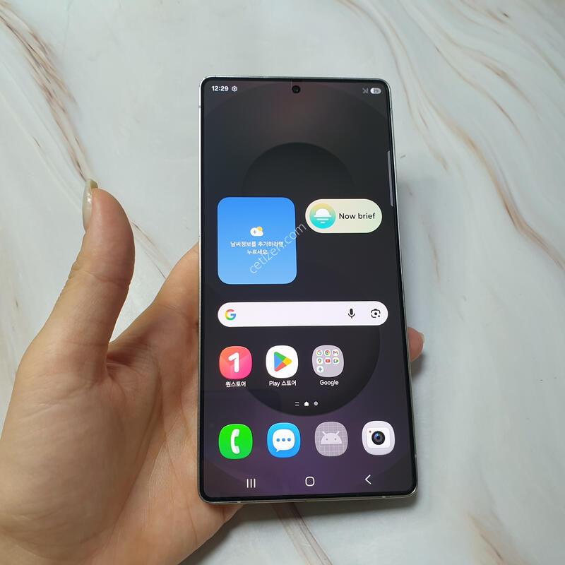 KT ������ S25��Ʈ�� ƼŸ������ 512G ������ �Ǹ��մϴ�
