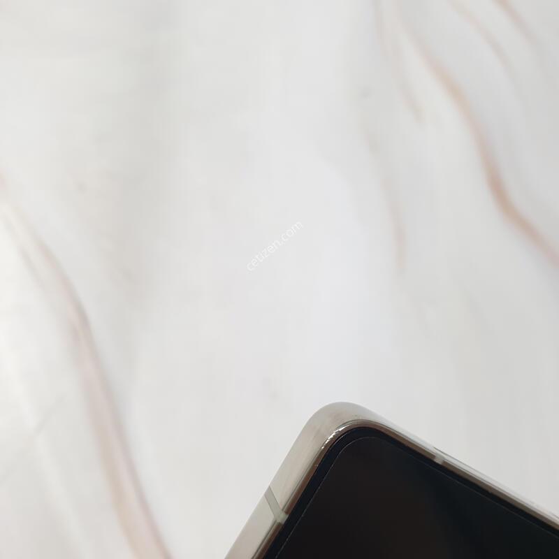 KT ������ S25��Ʈ�� ƼŸ������ 512G ������ �Ǹ��մϴ�