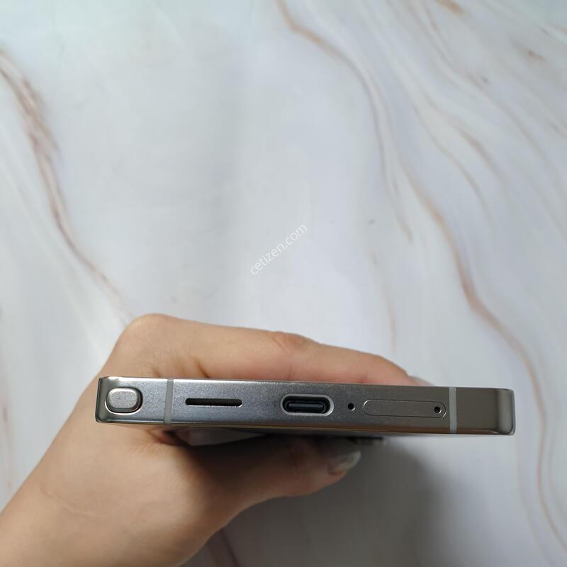 KT ������ S25��Ʈ�� ƼŸ������ 512G ������ �Ǹ��մϴ�