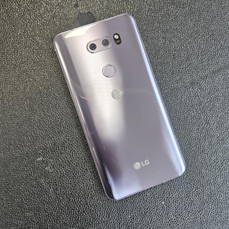 ������ ����V30S �������� �ܸ��� �߰���