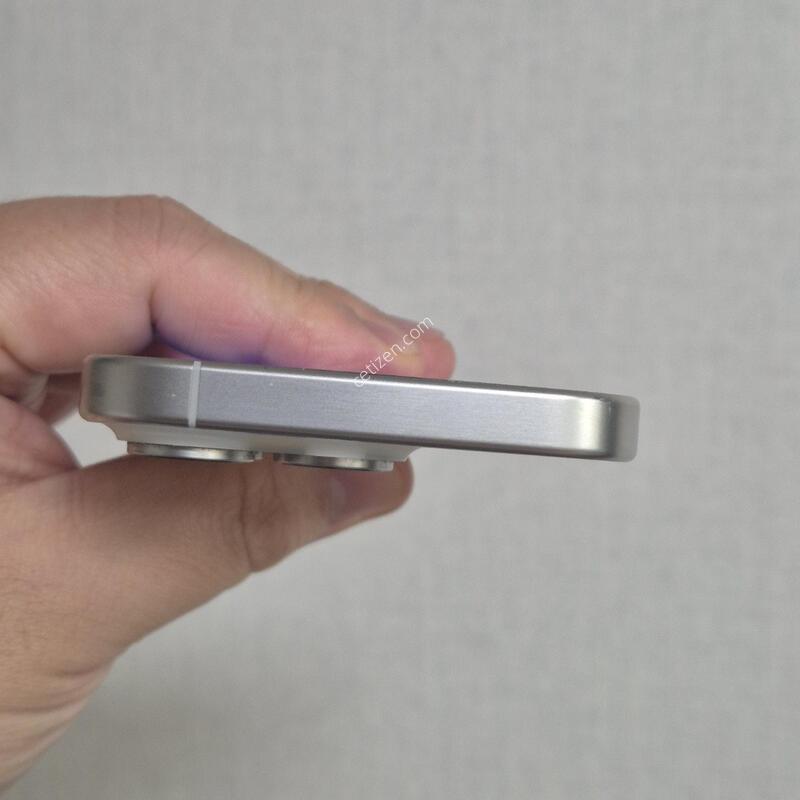 15���� 256GB �ǹ� LCD�ļ� ��ġ����