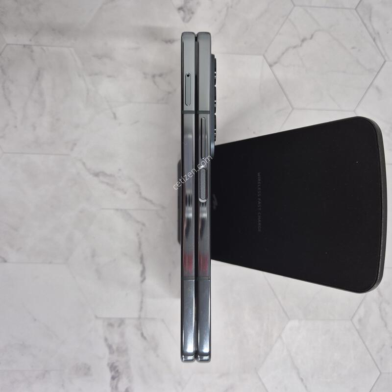 ������Z����4 �׷��� 512GB